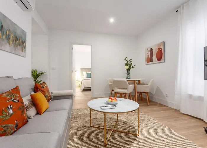 2 Bedrooms In Chamartin Area Orense II